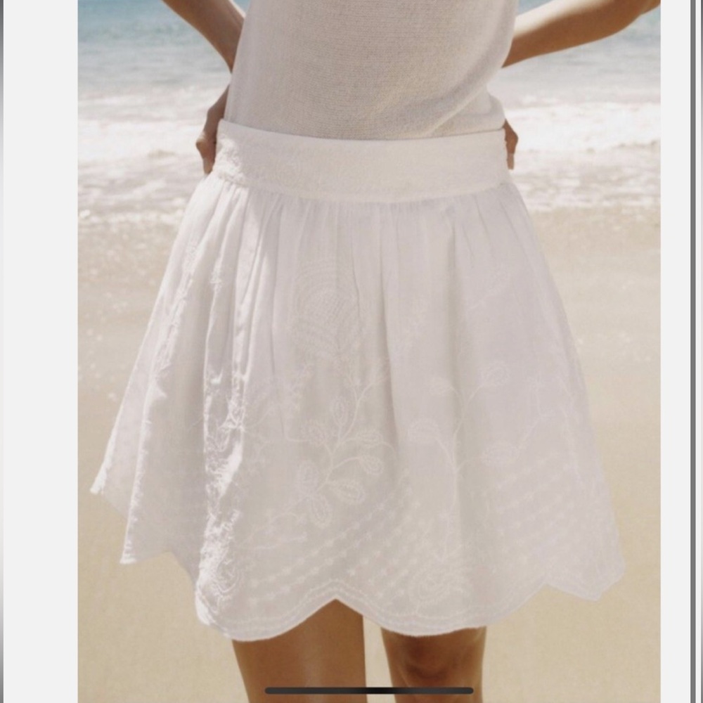 Zara White Embroidered Skirt Size XS